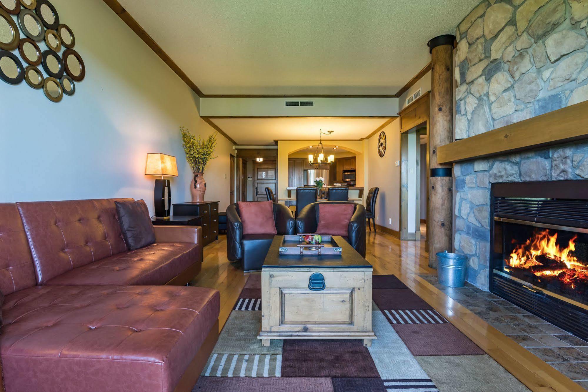 Equinox - Rvmt Hotel Mont-Tremblant Exterior photo